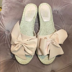 Avec les filles 9 sandal shoe flat